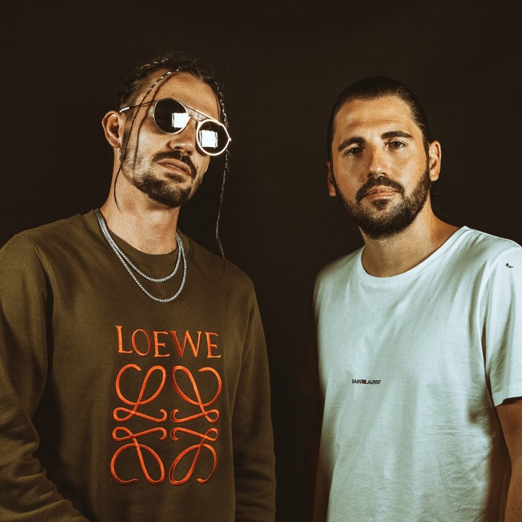 One World Radio comemora 4 anos com concurso para os fãs - Dimitri Vegas & Like Mike