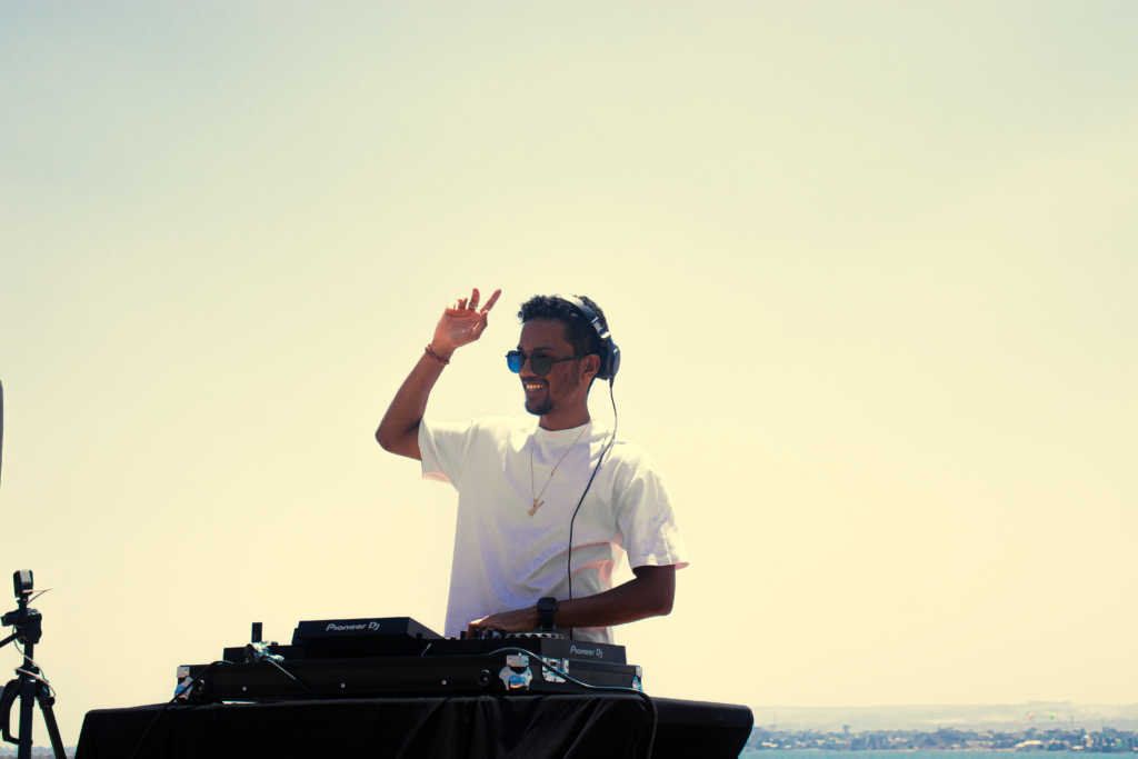 EMØTE é confirmado na Virada Eletrônica 2026 em Brasília com estreia de músicas inéditas